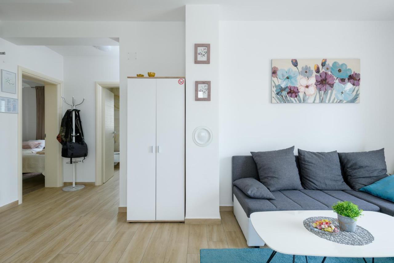 Apartment Kate Pula Exterior photo